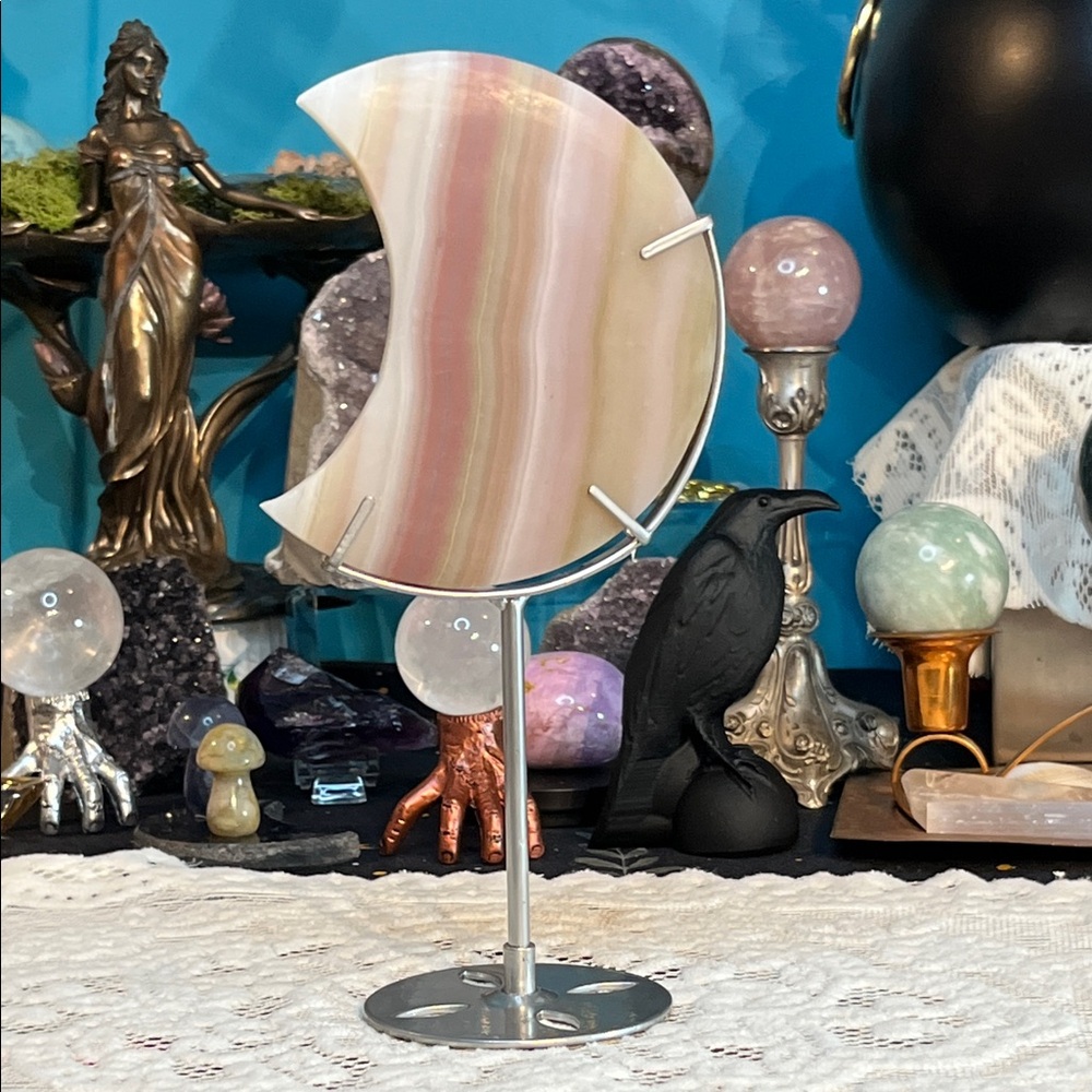 Onyx moon with stand